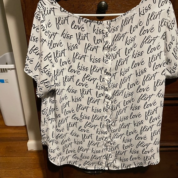 Torrid Blouse - Picture 3 of 5